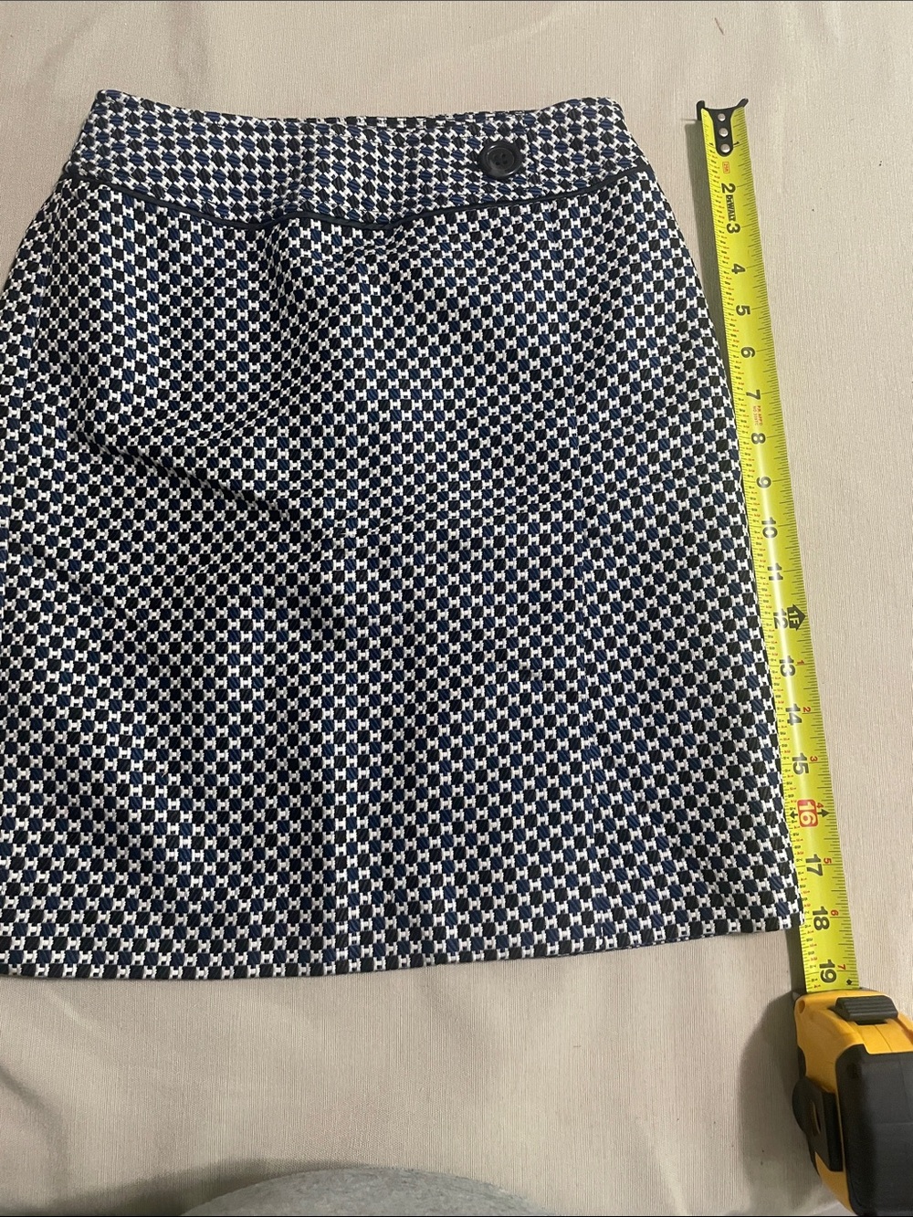 Ann Taylor Navy and White Houndstooth Pencil Skirt, size 00P